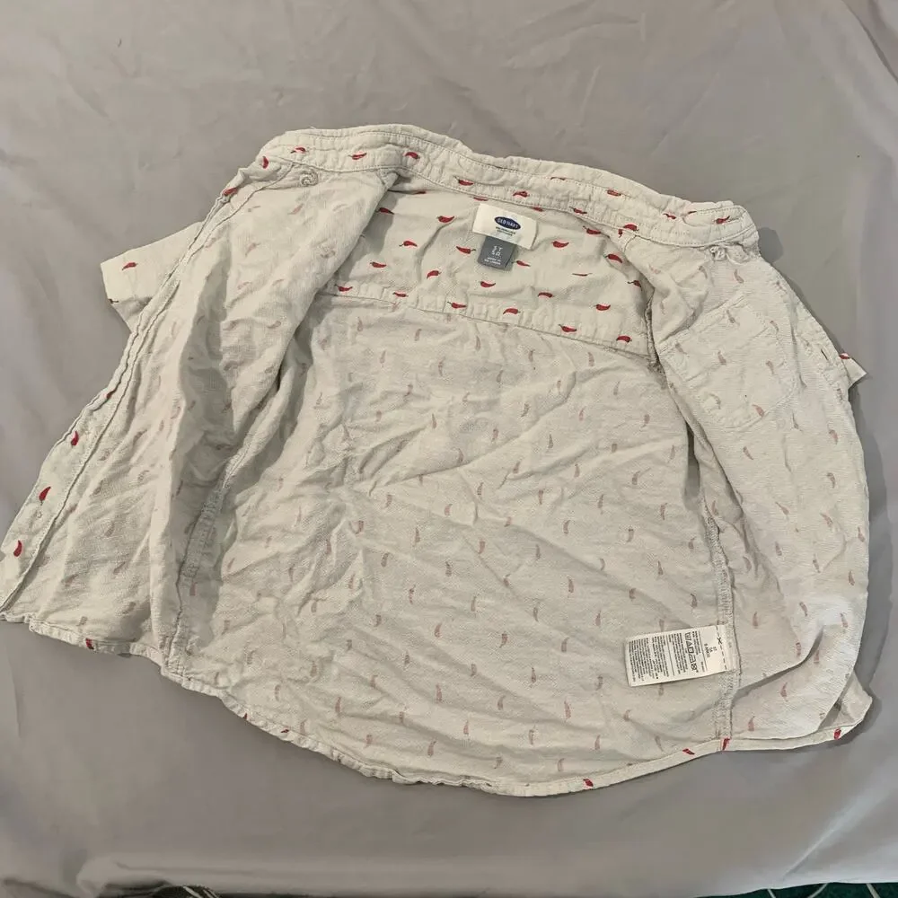 Old Navy Boys Short‑Sleeve Button‑Up Shirt – Size 5T – Chili Pepper Print